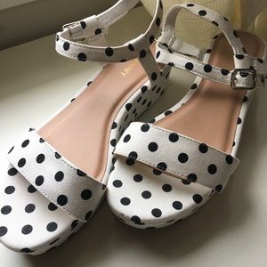 Polka dot Platform sandals